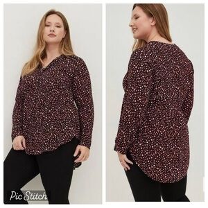 Torrid Emma babydoll rayon slub lace trim tunic